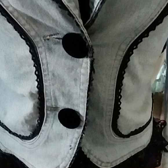 T -23° € Denim Jacket - Picture 7 of 8